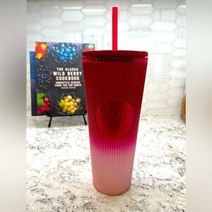 Starbucks 2024 Holiday Pink Gradient Metallic Pleated Tumbler. NWT. Gorgeous!